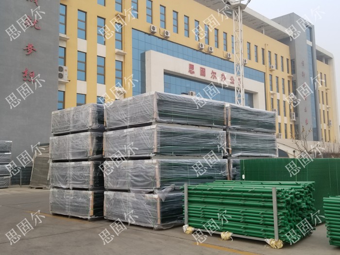 思固爾圍欄-----全球絲網(wǎng)看中國----中國絲網(wǎng)看安平！